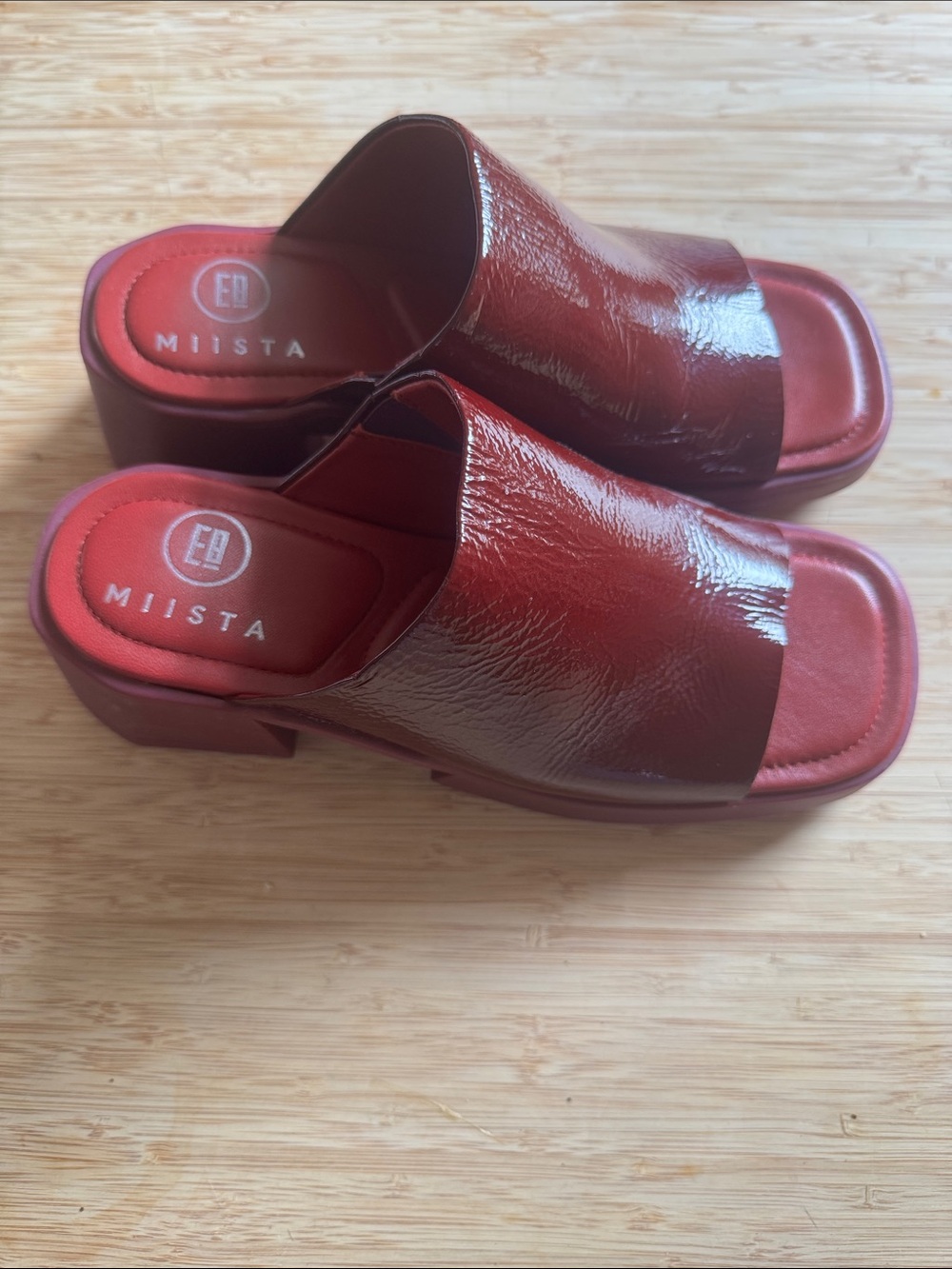 Miista E8 glossy red leather platform slide mules